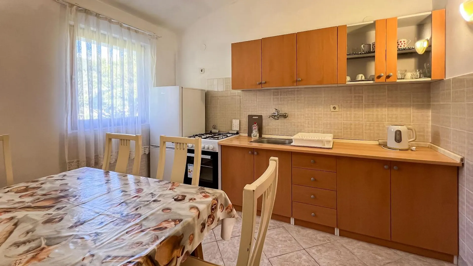 Apartments Franjo Mundanije